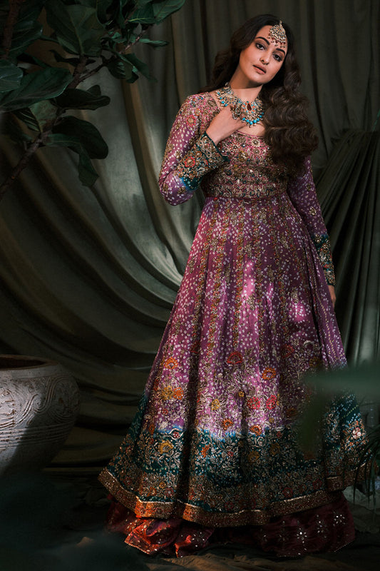 Sonakshi Sinha in Saman