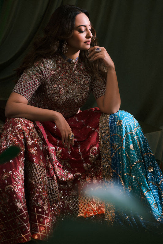 Sonakshi Sinha in Noura