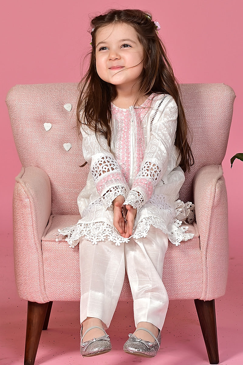 Motia - Girl