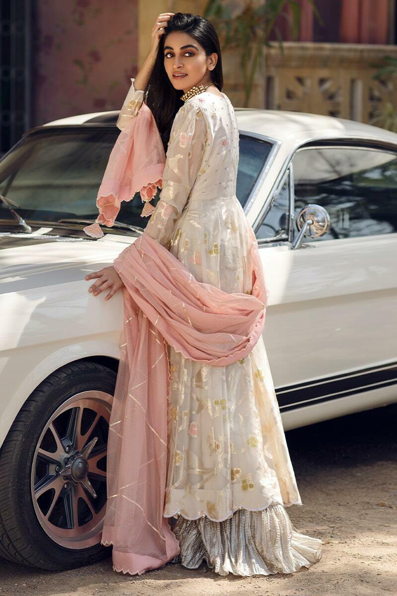 Floral White