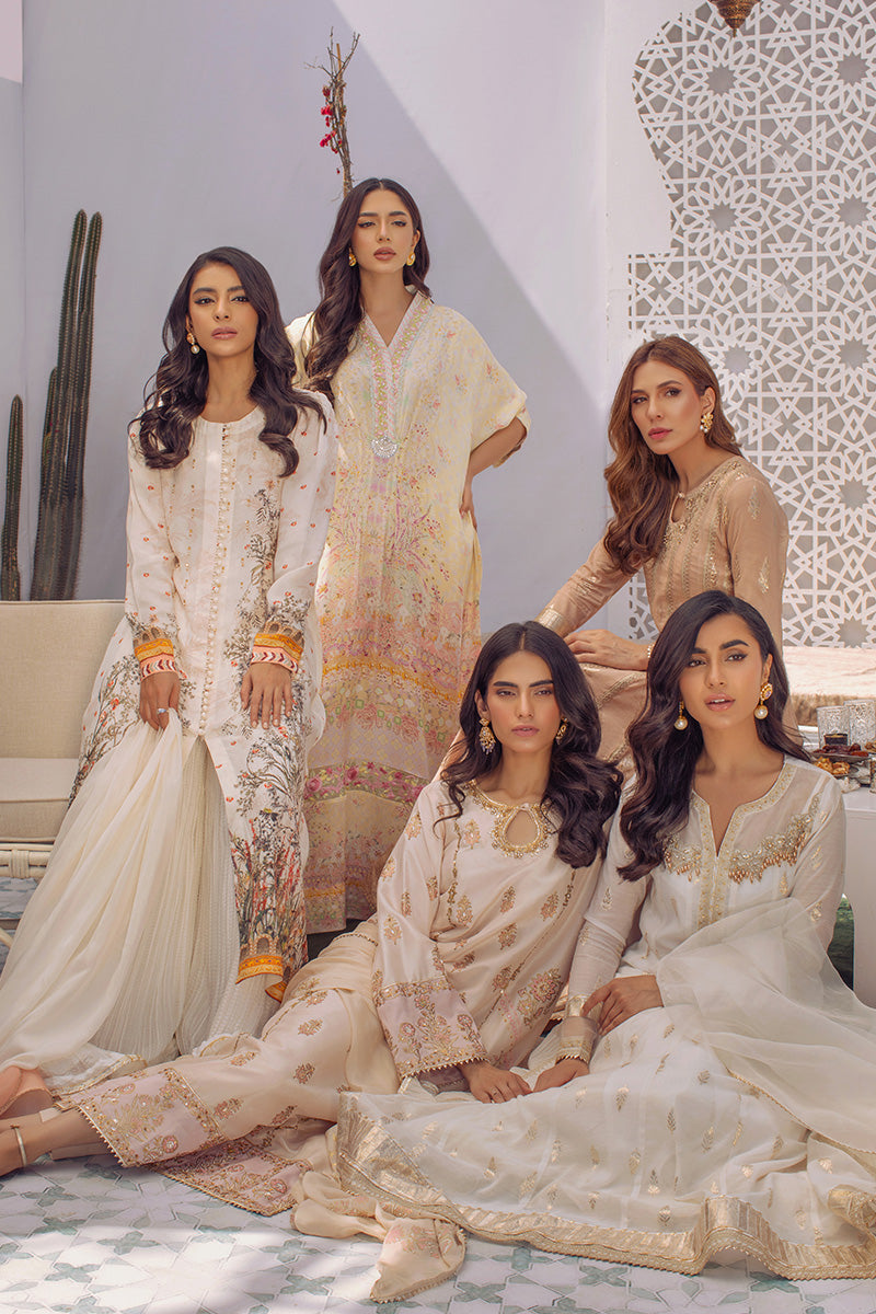 Jeweled Kaftan Splendor